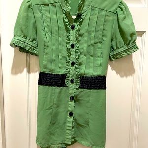 Beautiful green blouse!